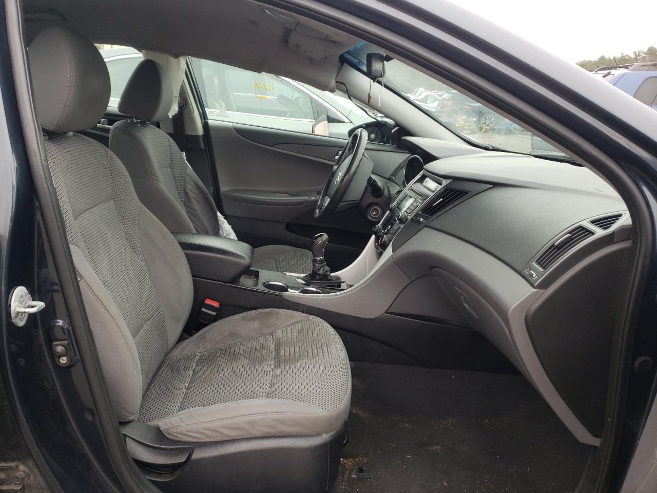 Photo 5 from auction – 2011 HYUNDAI SONATA GLS with VIN 5NPEB4ACXBH028362