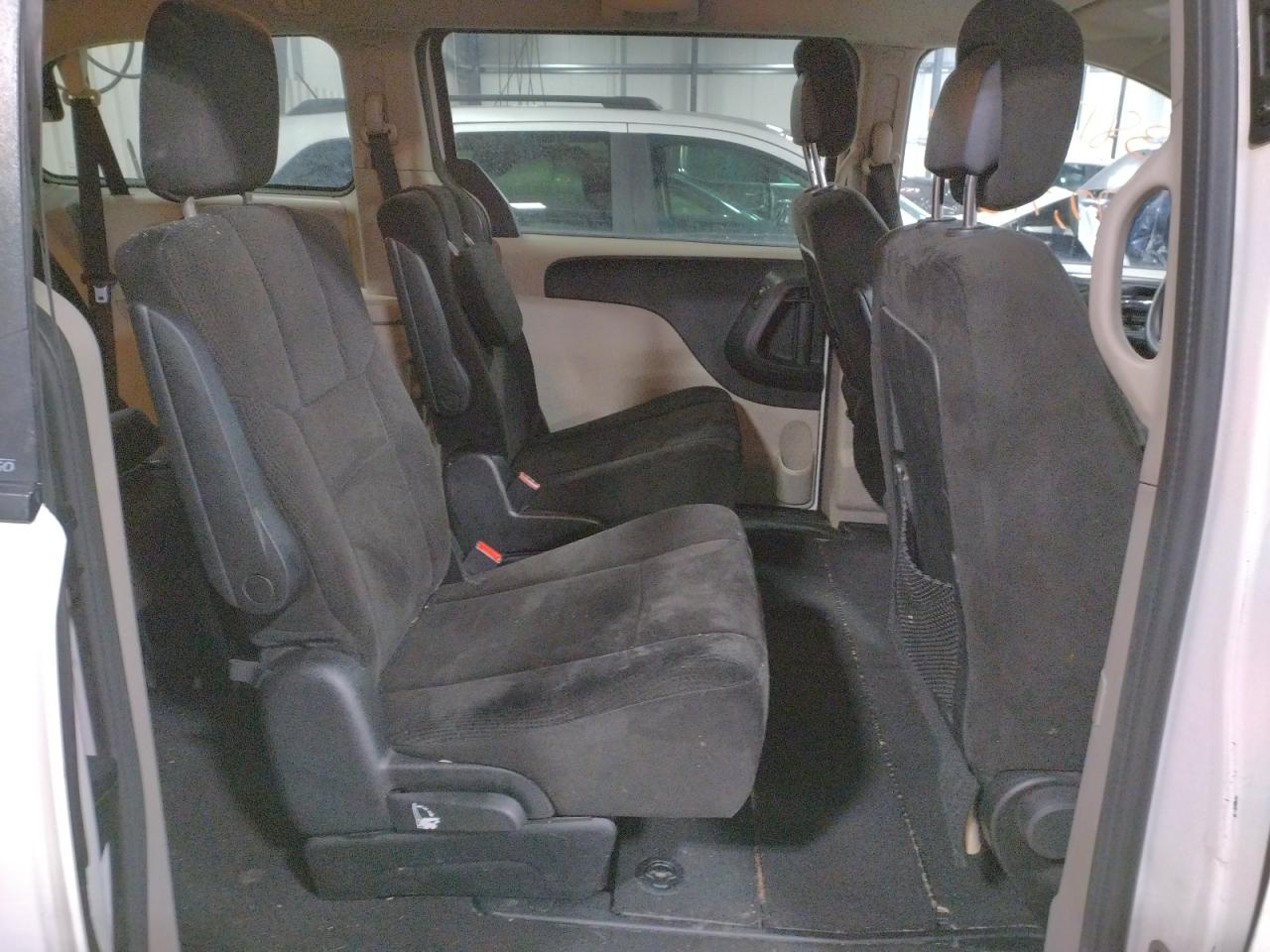 Photo 6 from auction – 2012 DODGE GRAND CARA with VIN 2C4RDGCG3CR406233