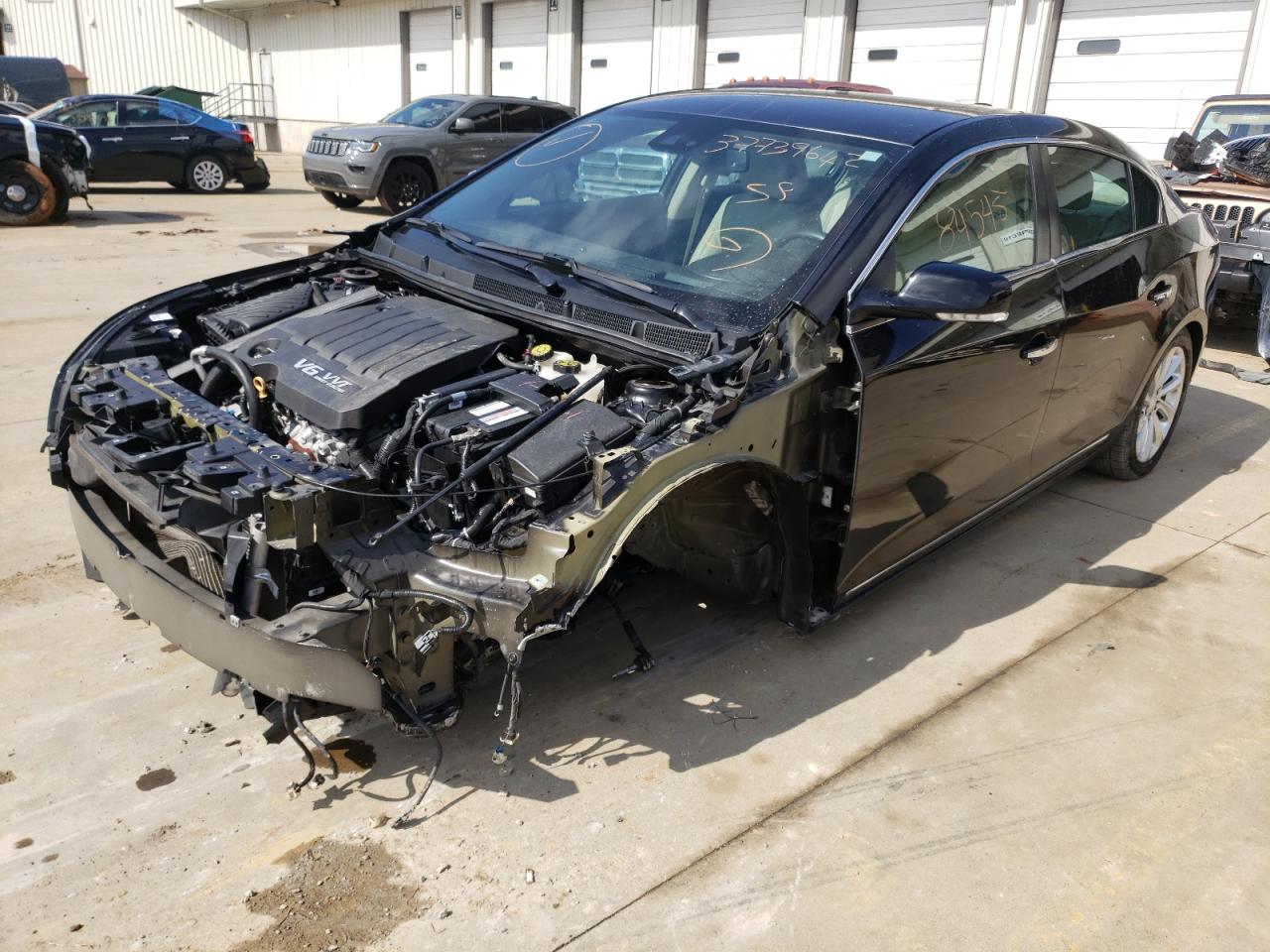 Photo 2 from auction – 2016 BUICK LACROSSE with VIN 1G4GB5G36GF191769