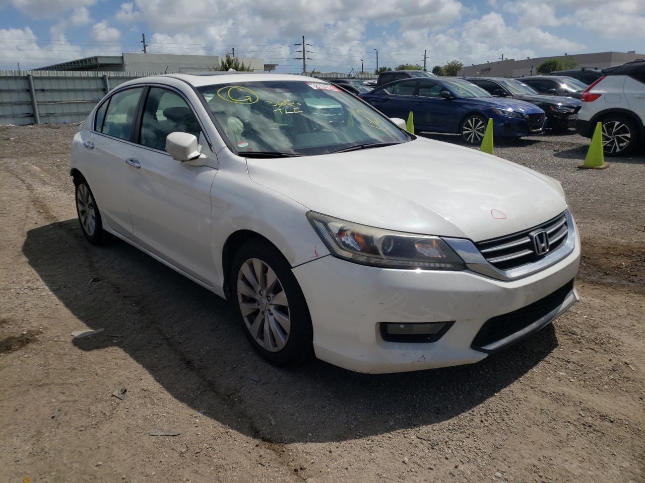 HONDA ACCORD EXL 2015 with VIN 1HGCR2F86FA133572 - Photo from auction