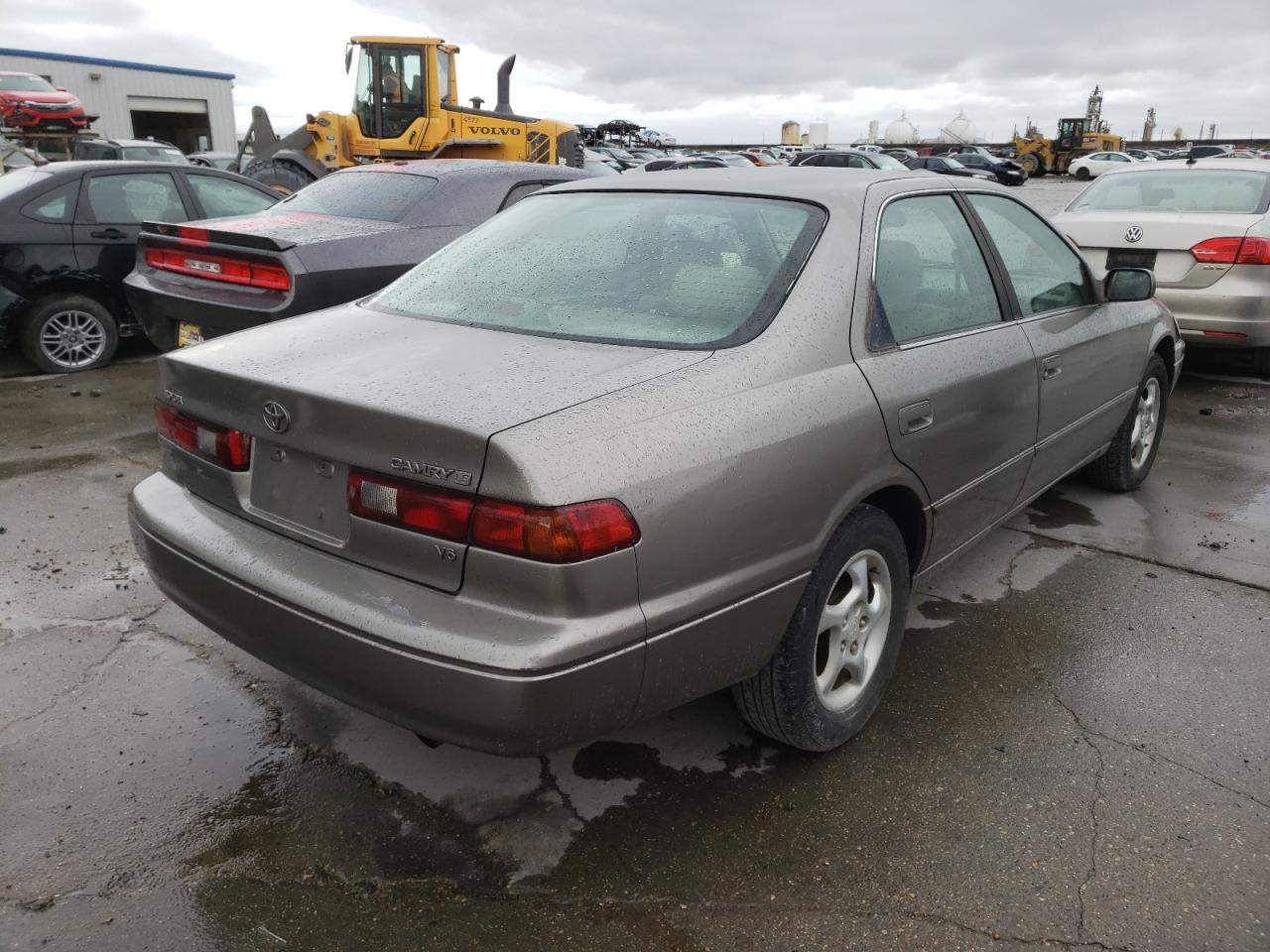 Photo 4 from auction – 1997 TOYOTA CAMRY CE with VIN 4T1BF22K6VU020654