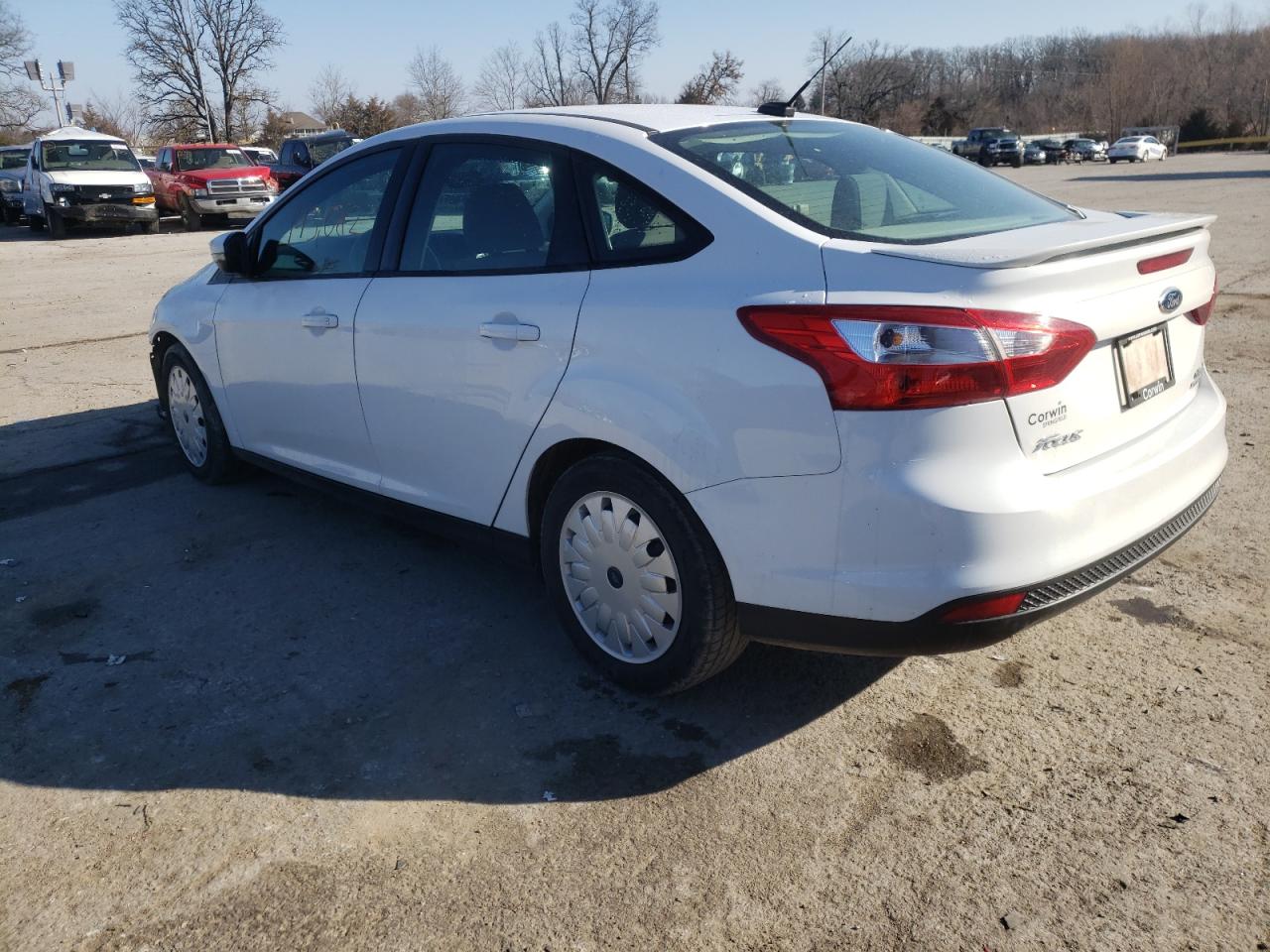 Photo 3 from auction – 2013 FORD FOCUS SE with VIN 1FADP3F28DL363955