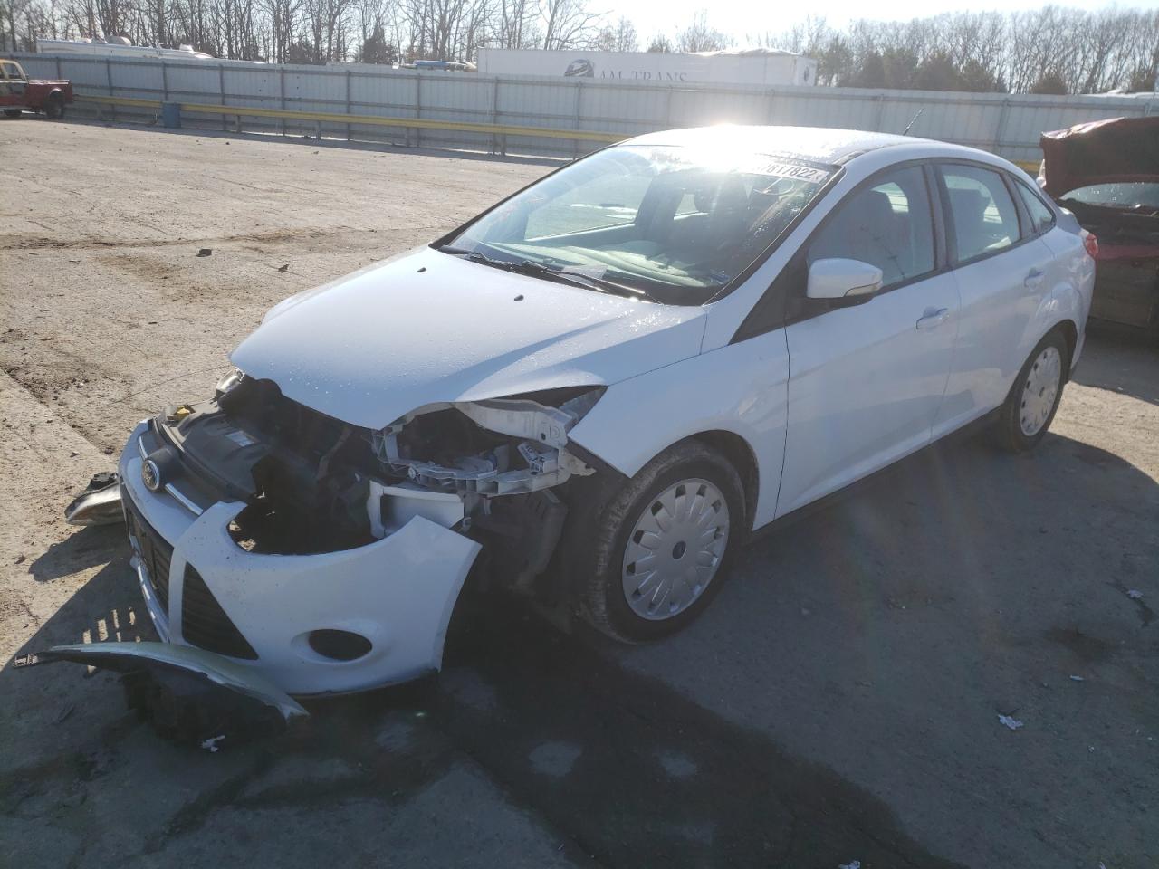 Фото 2 с аукциона – 2013 FORD FOCUS SE с VIN 1FADP3F28DL363955