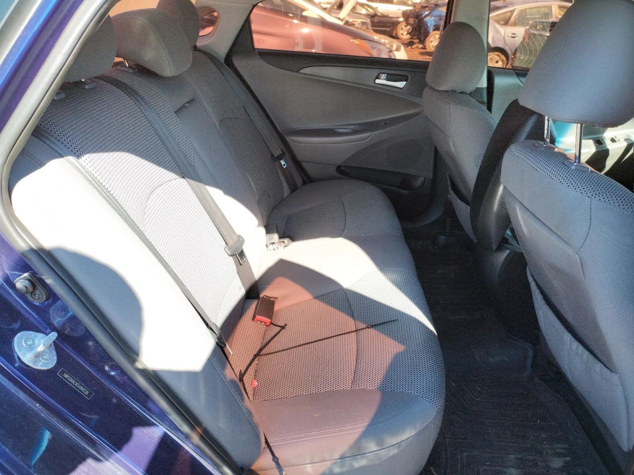 Photo 6 from auction – 2012 HYUNDAI SONATA GLS with VIN 5NPEB4AC4CH494239