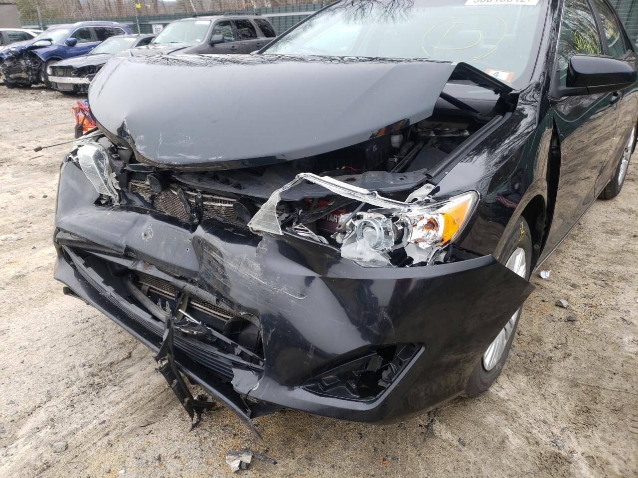 Photo 9 from auction – 2014 TOYOTA CAMRY L with VIN 4T4BF1FK3ER403767