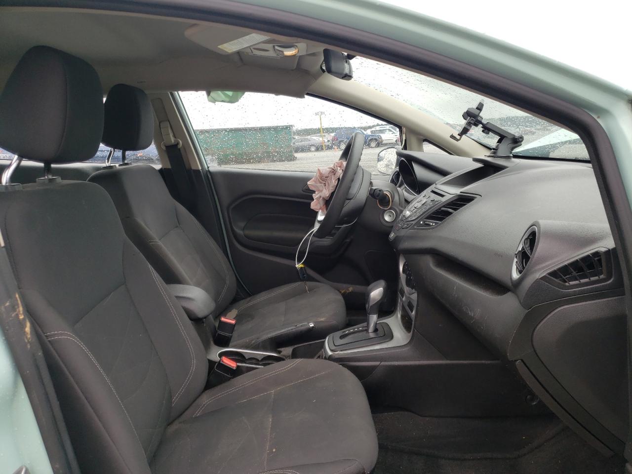 Photo 5 from auction – 2018 FORD FIESTA SE with VIN 3FADP4BJ4JM105879
