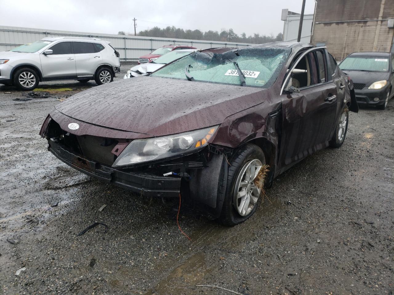 Photo 2 from auction – 2012 KIA OPTIMA LX with VIN 5XXGM4A70CG044797