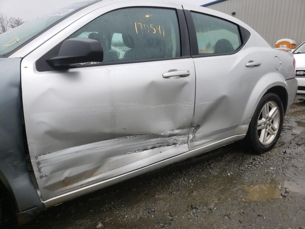 Photo 9 from auction – 2009 DODGE AVENGER SX with VIN 1B3LC56B09N548334