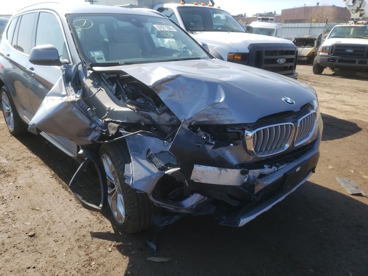 Photo 9 from auction – 2016 BMW X3 XDRIVE2 with VIN 5UXWX9C53G0D88404