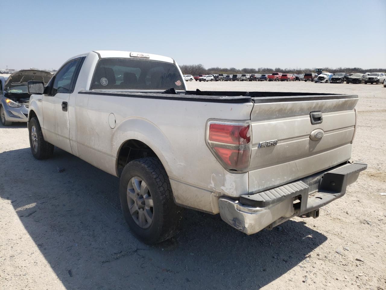 Photo 3 from auction – 2014 FORD F150 with VIN 1FTNF1CF1EKD48301
