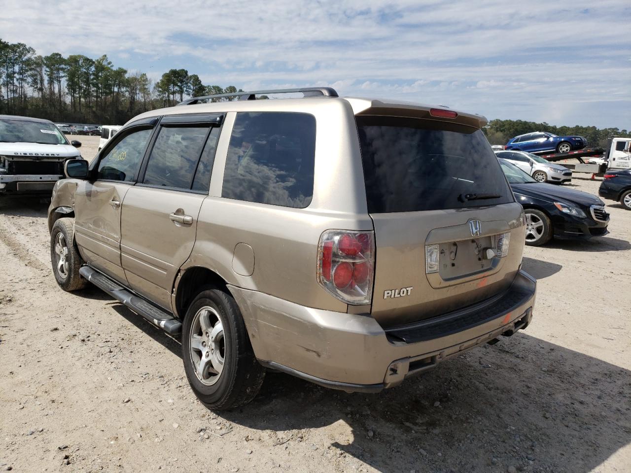 Photo 3 from auction – 2006 HONDA PILOT EX with VIN 5FNYF287X6B031183