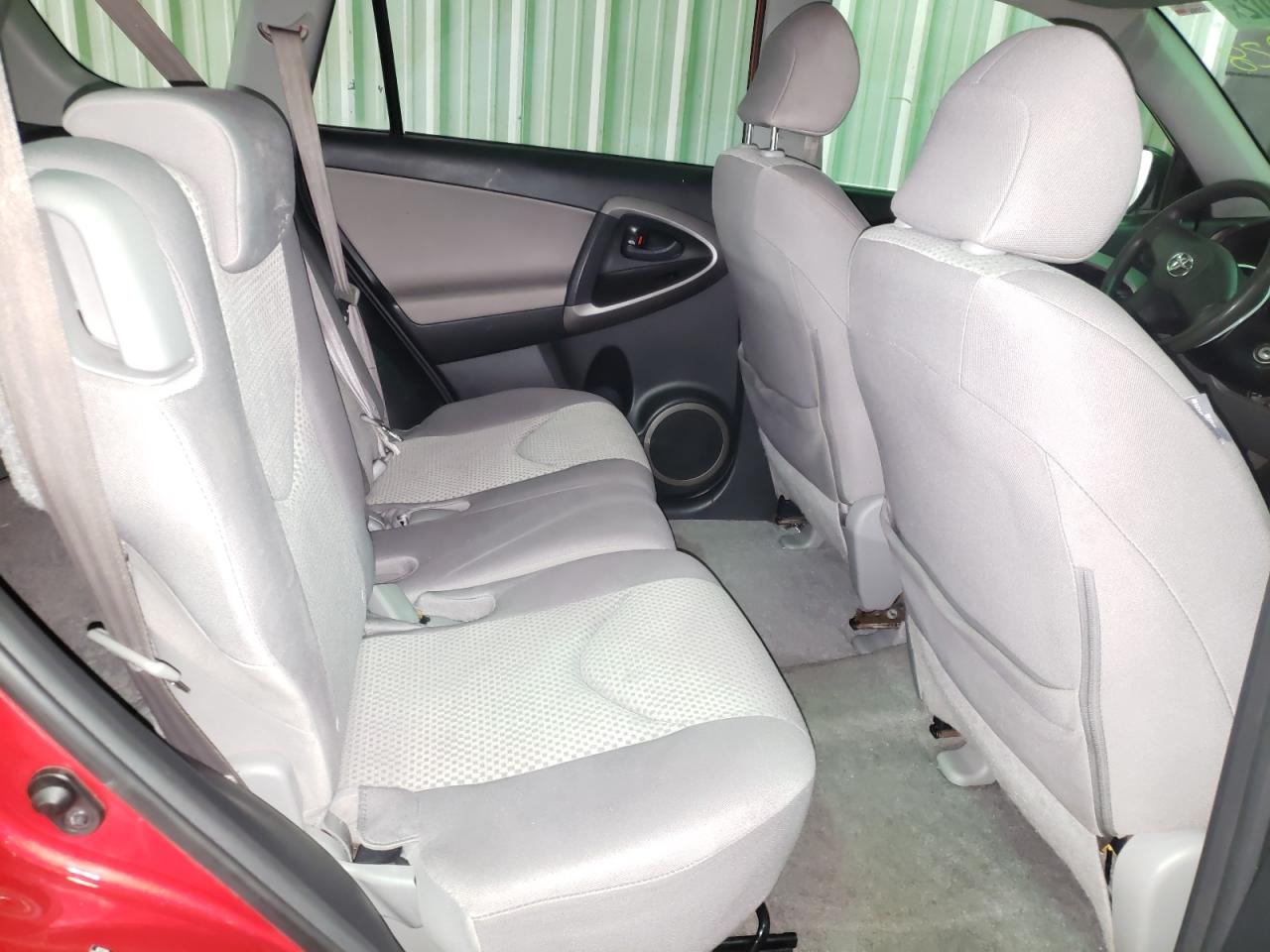 Photo 6 from auction – 2008 TOYOTA RAV4 with VIN JTMZD33V186074928
