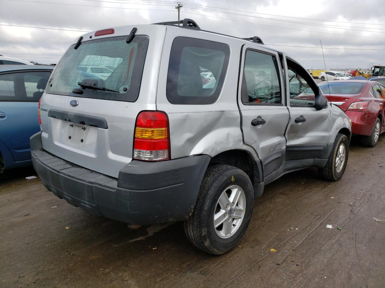 Photo 4 from auction – 2005 FORD ESCAPE XLS with VIN 1FMYU02Z75KB75937
