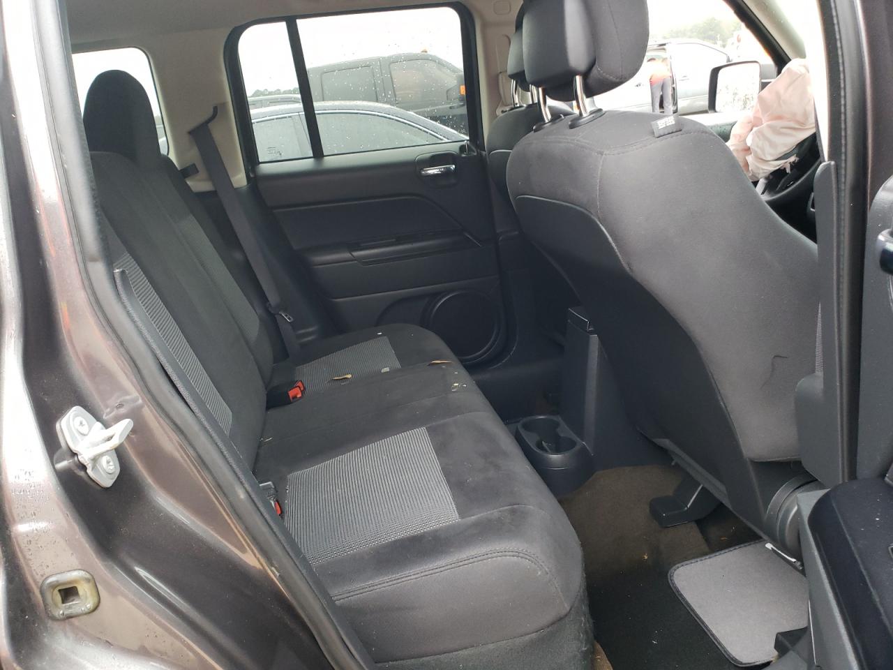 Photo 6 from auction – 2016 JEEP PATRIOT SP with VIN 1C4NJPBA0GD633697
