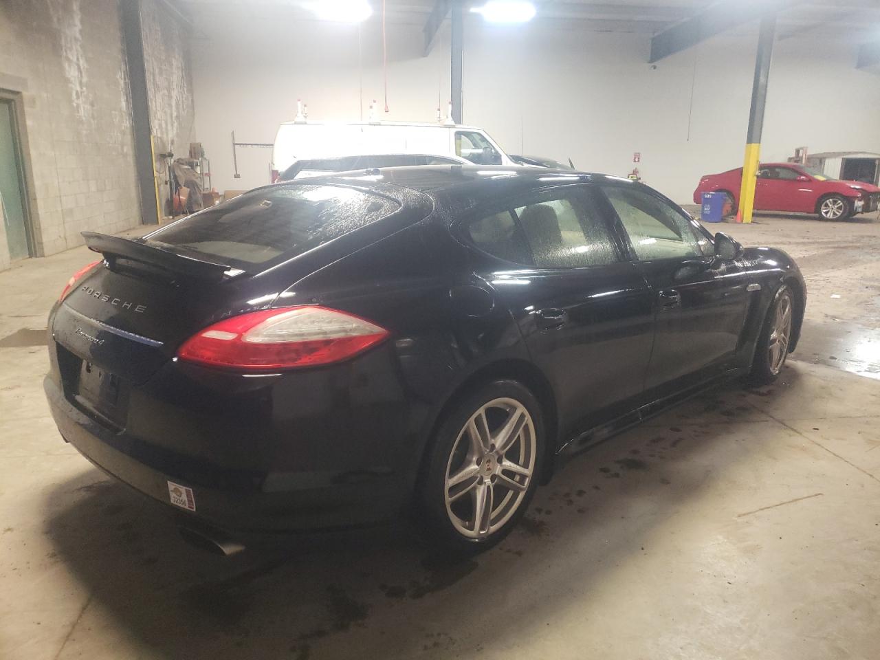 Photo 4 from auction – 2012 PORSCHE PANAMERA 2 with VIN WP0AA2A71CL016199