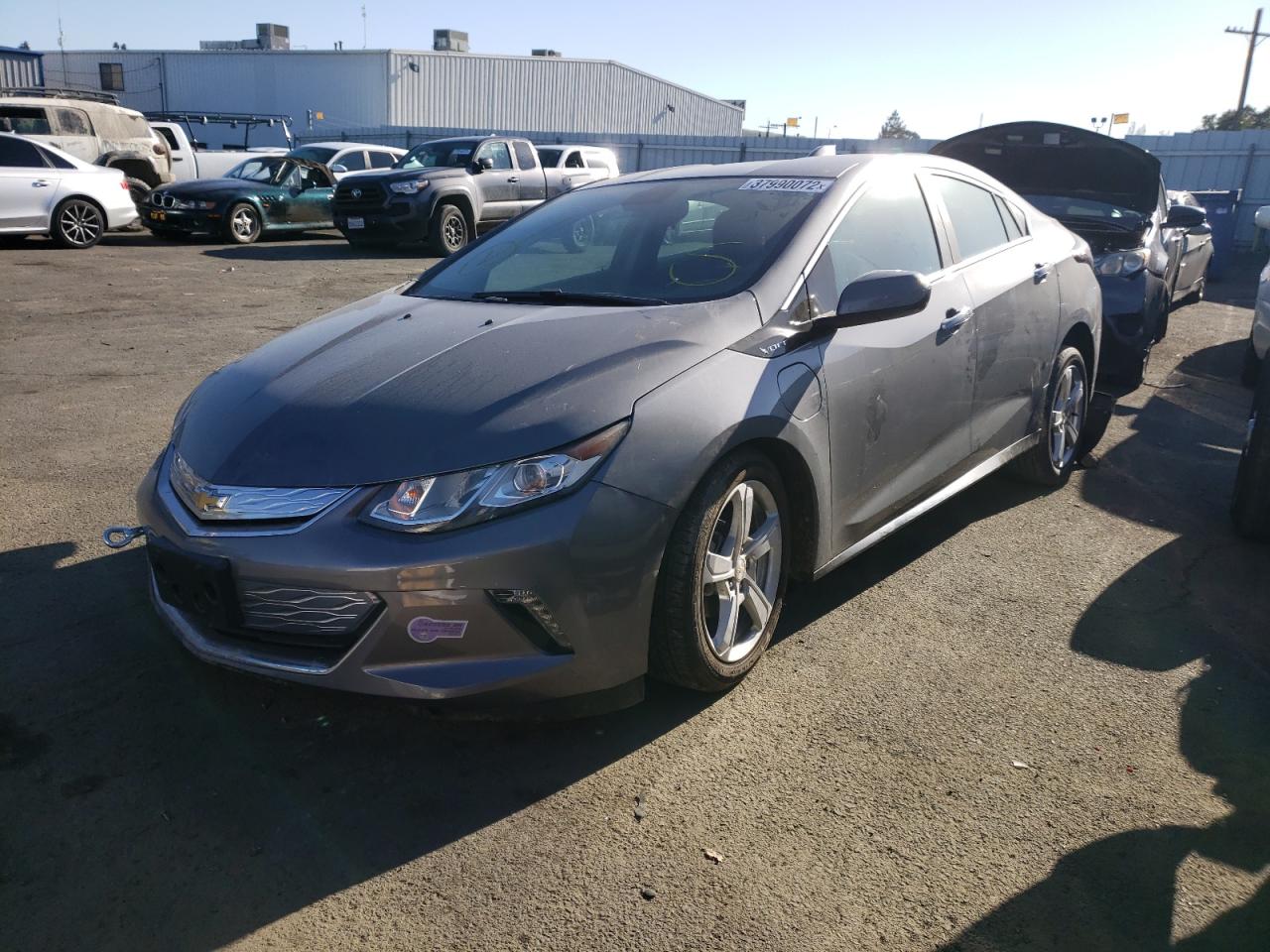 Фото 2 с аукциона – 2018 CHEVROLET VOLT LT с VIN 1G1RC6S54JU147953
