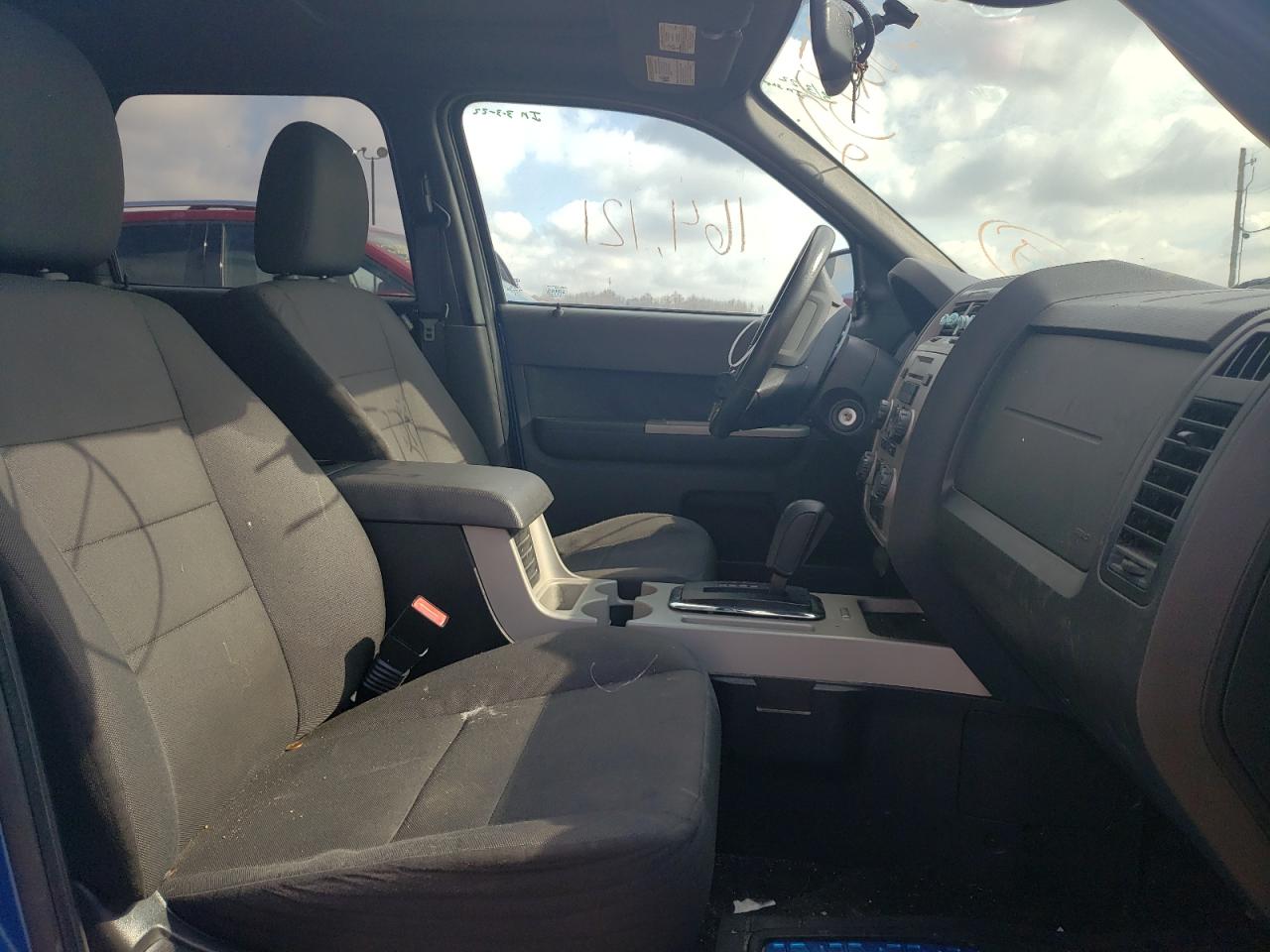 صورة رقم 5 من المزاد - 2012 FORD ESCAPE XLT مع VIN 1FMCU0DG1CKC00558