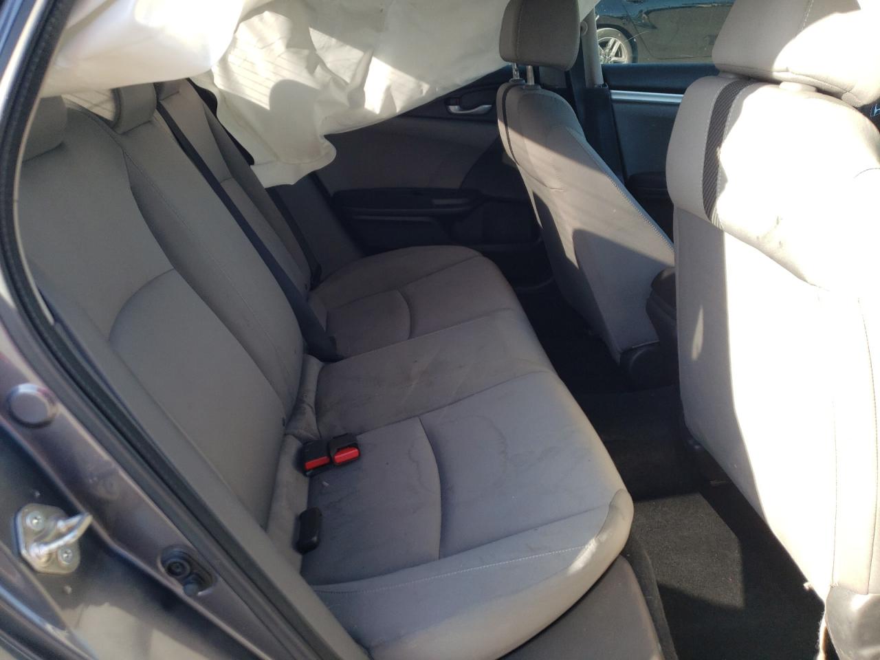 Photo 6 from auction – 2016 HONDA CIVIC LX with VIN 2HGFC2F57GH537519