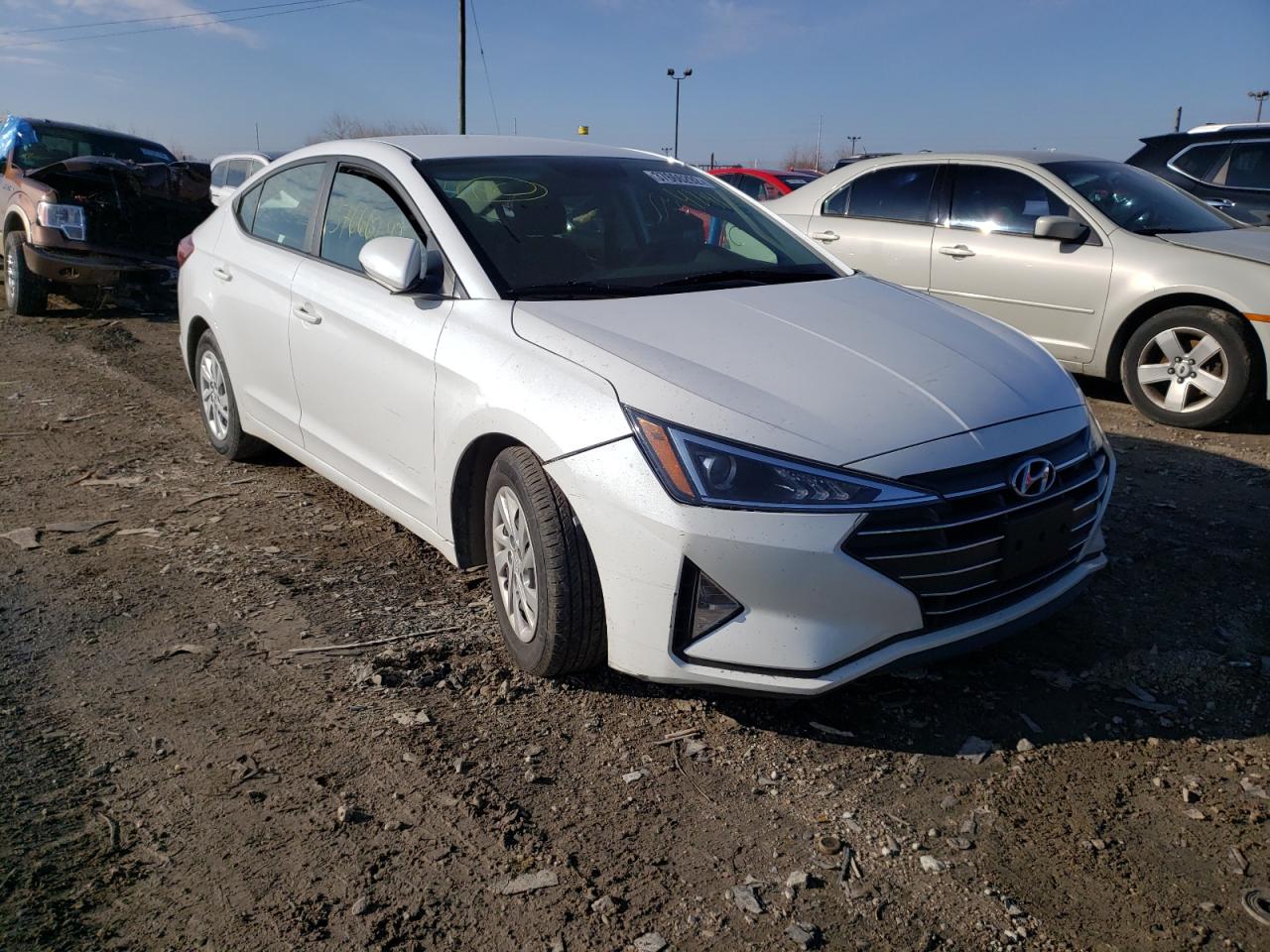 Photo 1 from auction – 2019 HYUNDAI ELANTRA with VIN 5NPD74LFXKH424120