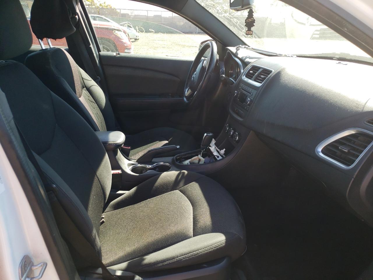 Photo 5 from auction – 2013 DODGE AVENGER SX with VIN 1C3CDZCB7DN523130