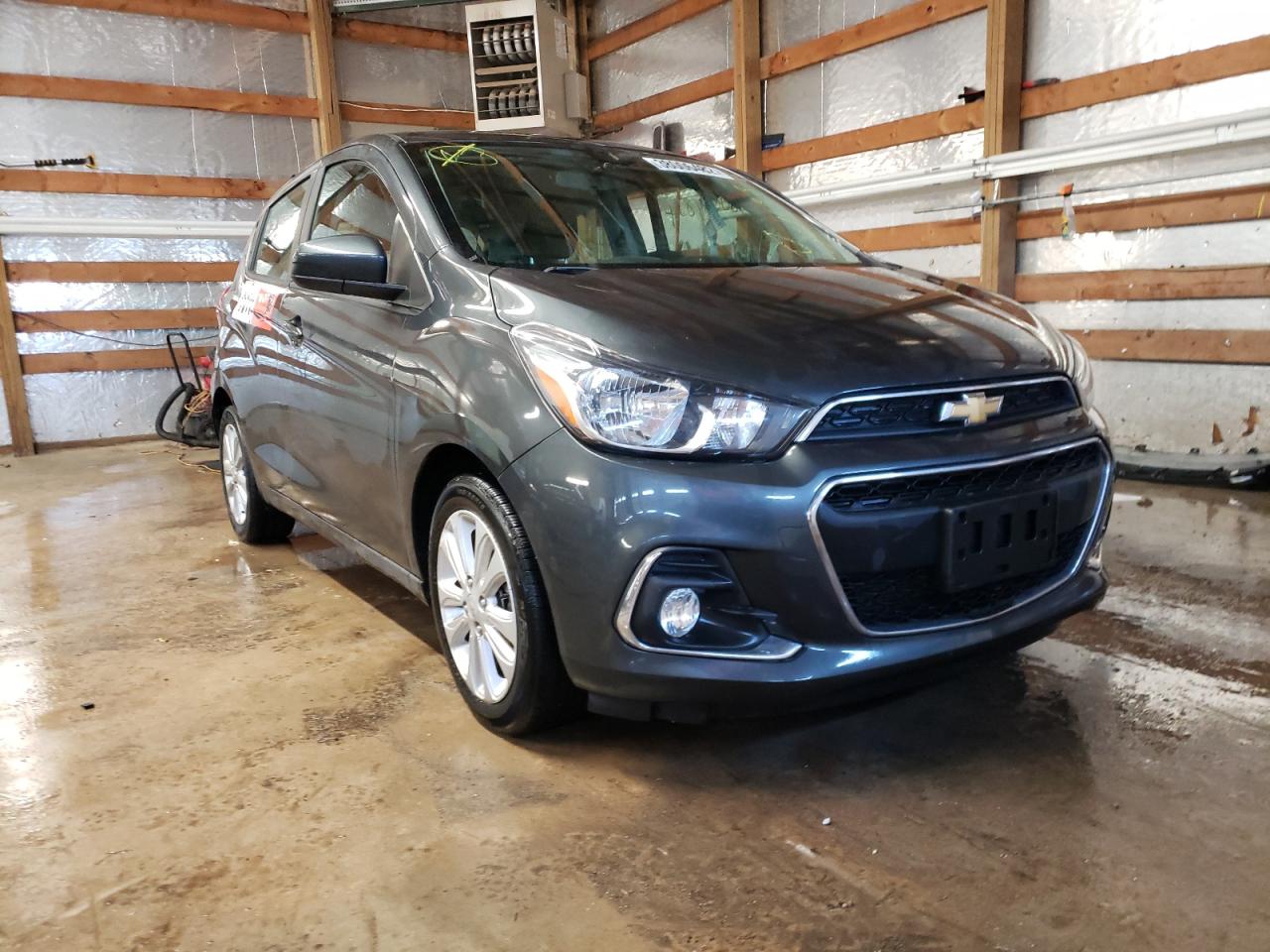 CHEVROLET SPARK 1LT 2017 con VIN KL8CD6SA7HC751688 - Foto de la subasta