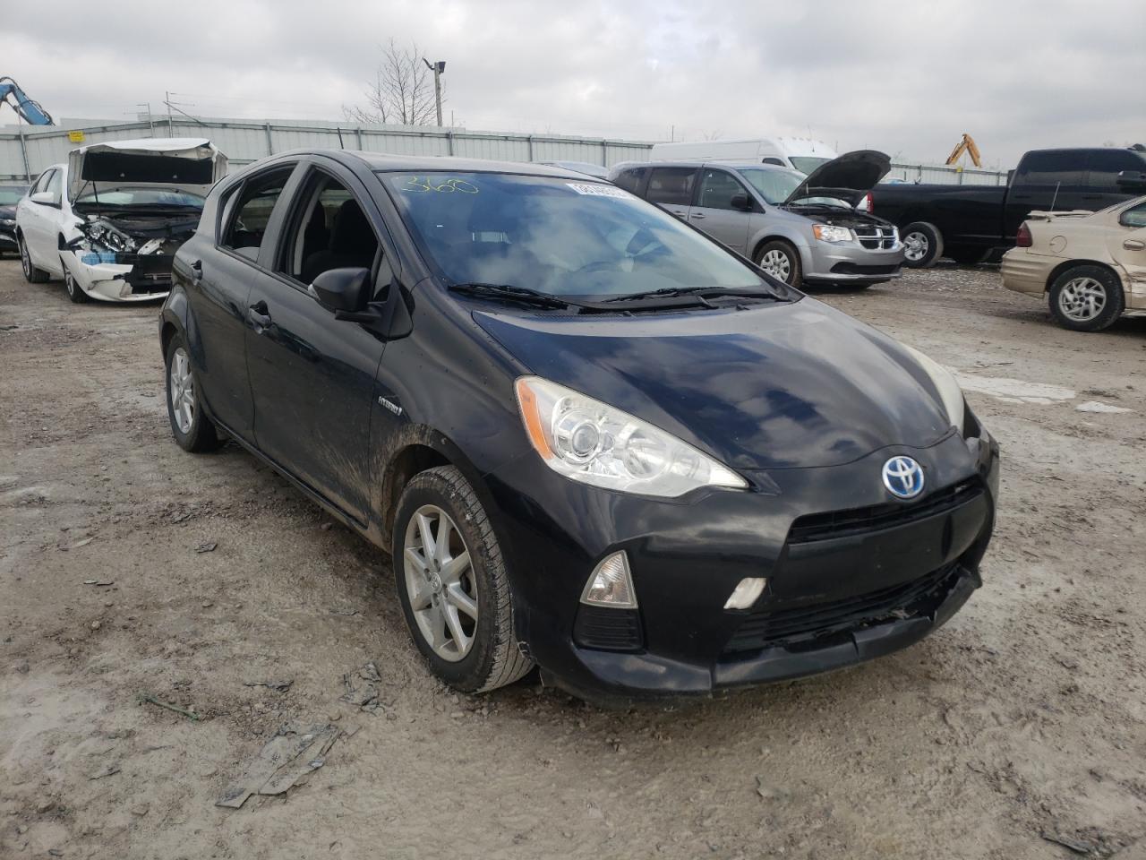 Photo 1 from auction – 2013 TOYOTA PRIUS C with VIN JTDKDTB36D1054487
