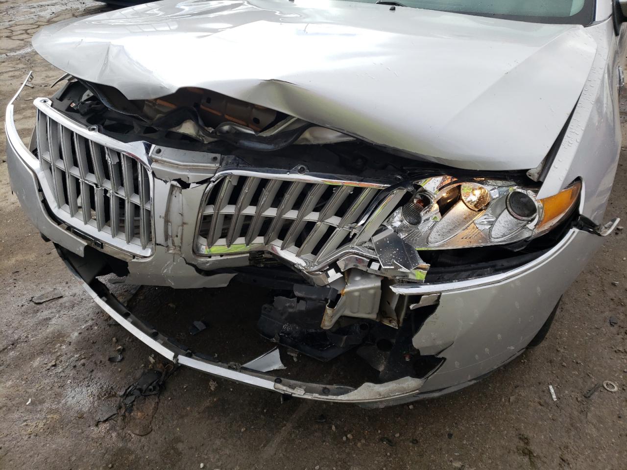 Photo 9 from auction – 2012 LINCOLN MKZ with VIN 3LNHL2GC1CR832842