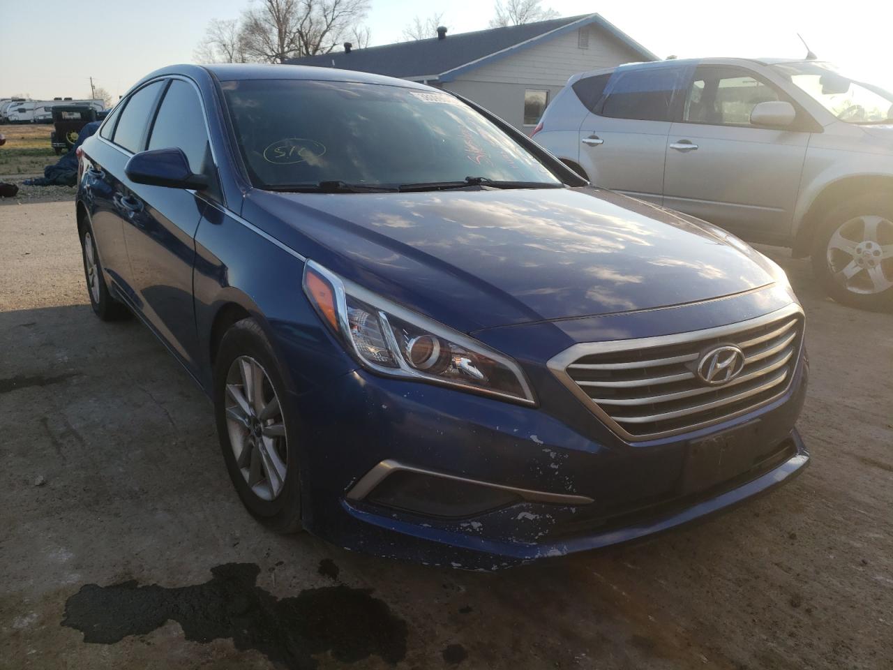 HYUNDAI SONATA SE 2017 with VIN 5NPE24AF5HH484904 - Photo from auction