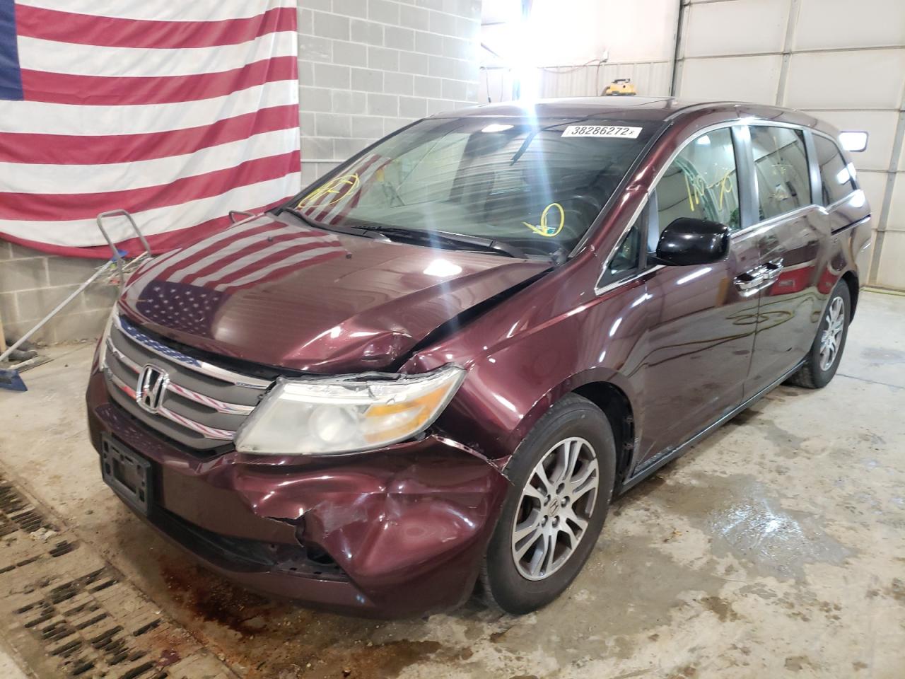Photo 2 from auction – 2011 HONDA ODYSSEY EX with VIN 5FNRL5H62BB009145
