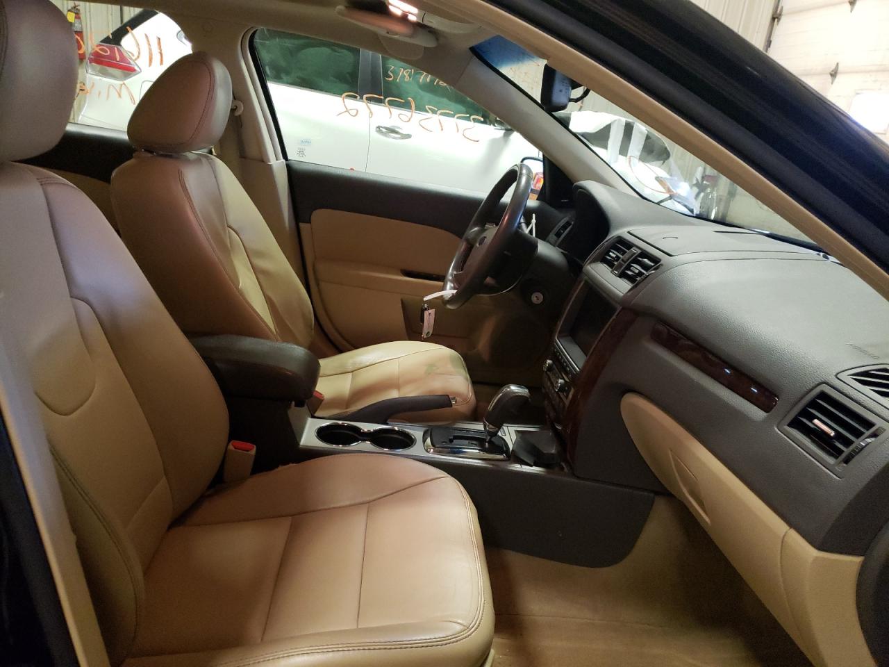 Photo 5 from auction – 2010 FORD FUSION SEL with VIN 3FAHP0CG8AR230383