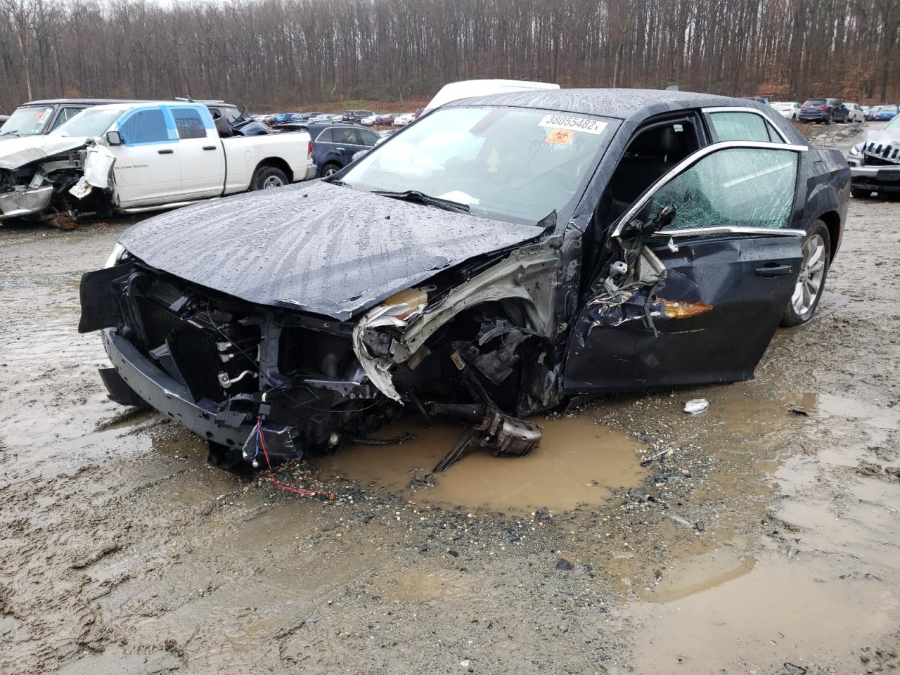 Photo 9 from auction – 2017 CHRYSLER 300 LIMITE with VIN 2C3CCARG6HH530110