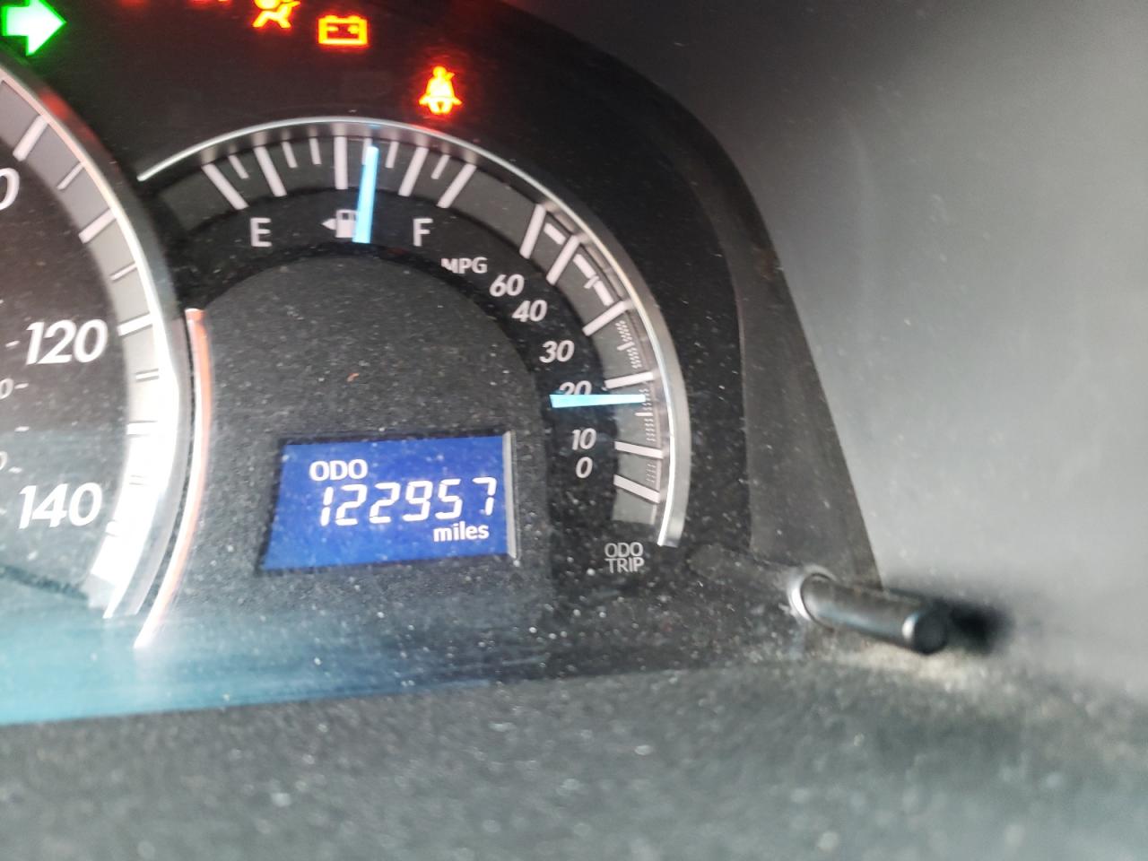 Photo 8 from auction – 2014 TOYOTA CAMRY L AU with VIN 4T1BF1FK4EU320245