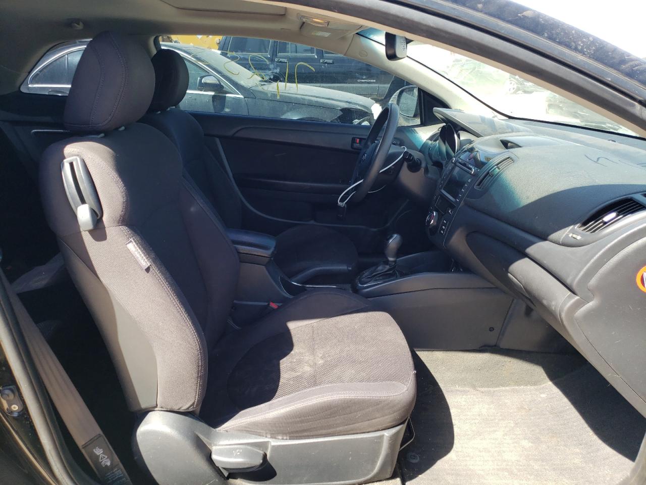 Photo 5 from auction – 2012 KIA FORTE EX with VIN KNAFU6A23C5621464