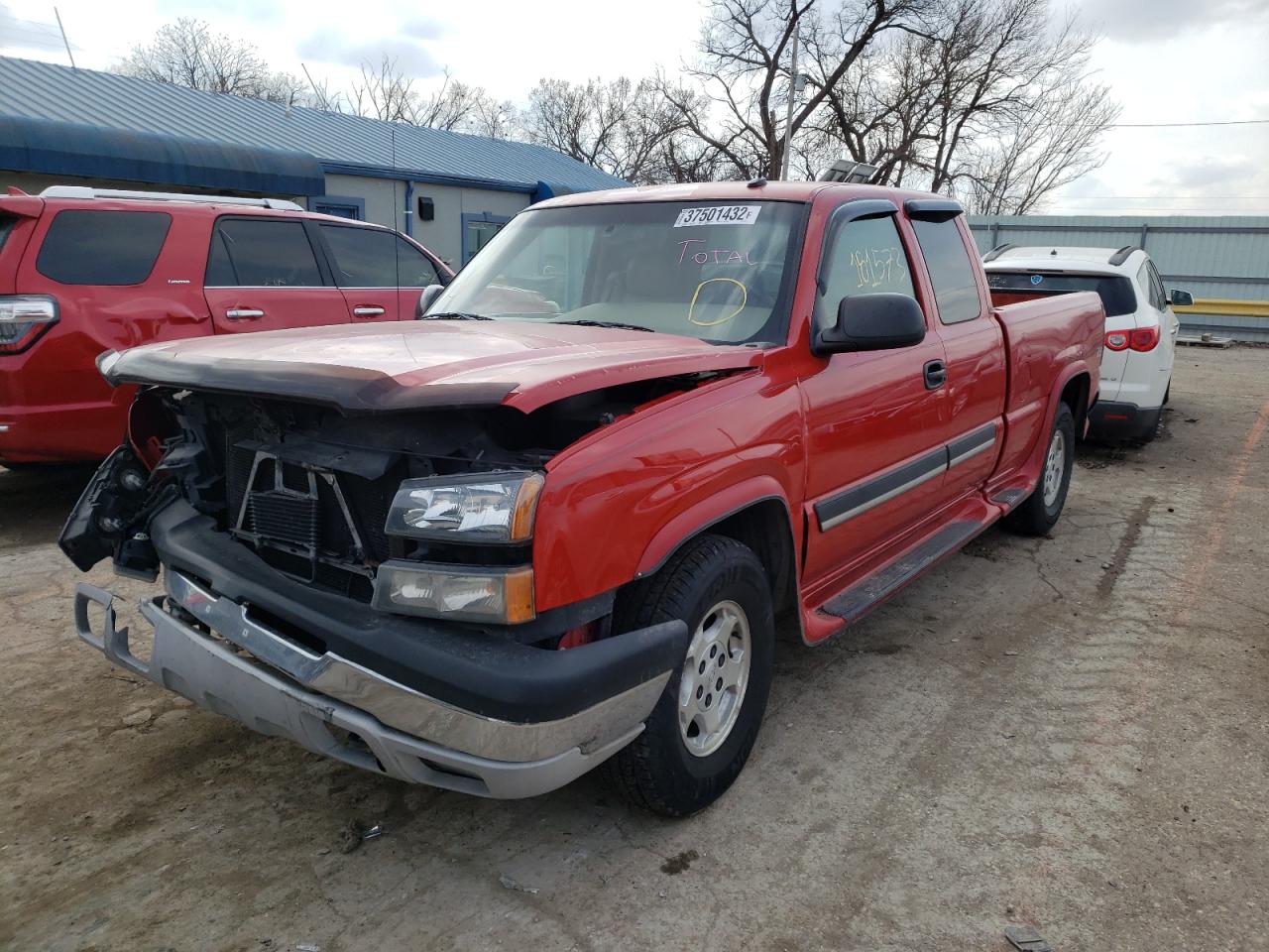 Photo 2 from auction – 2003 CHEVROLET SILVERADO with VIN 2GCEK19T331226111