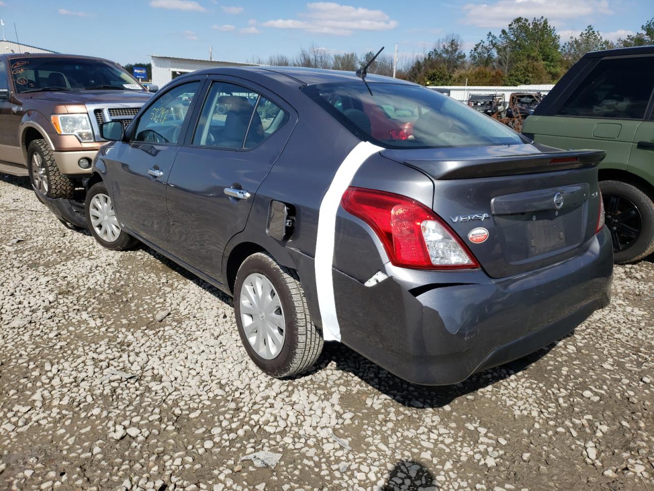 Photo 3 from auction – 2019 NISSAN VERSA S with VIN 3N1CN7AP8KL816711