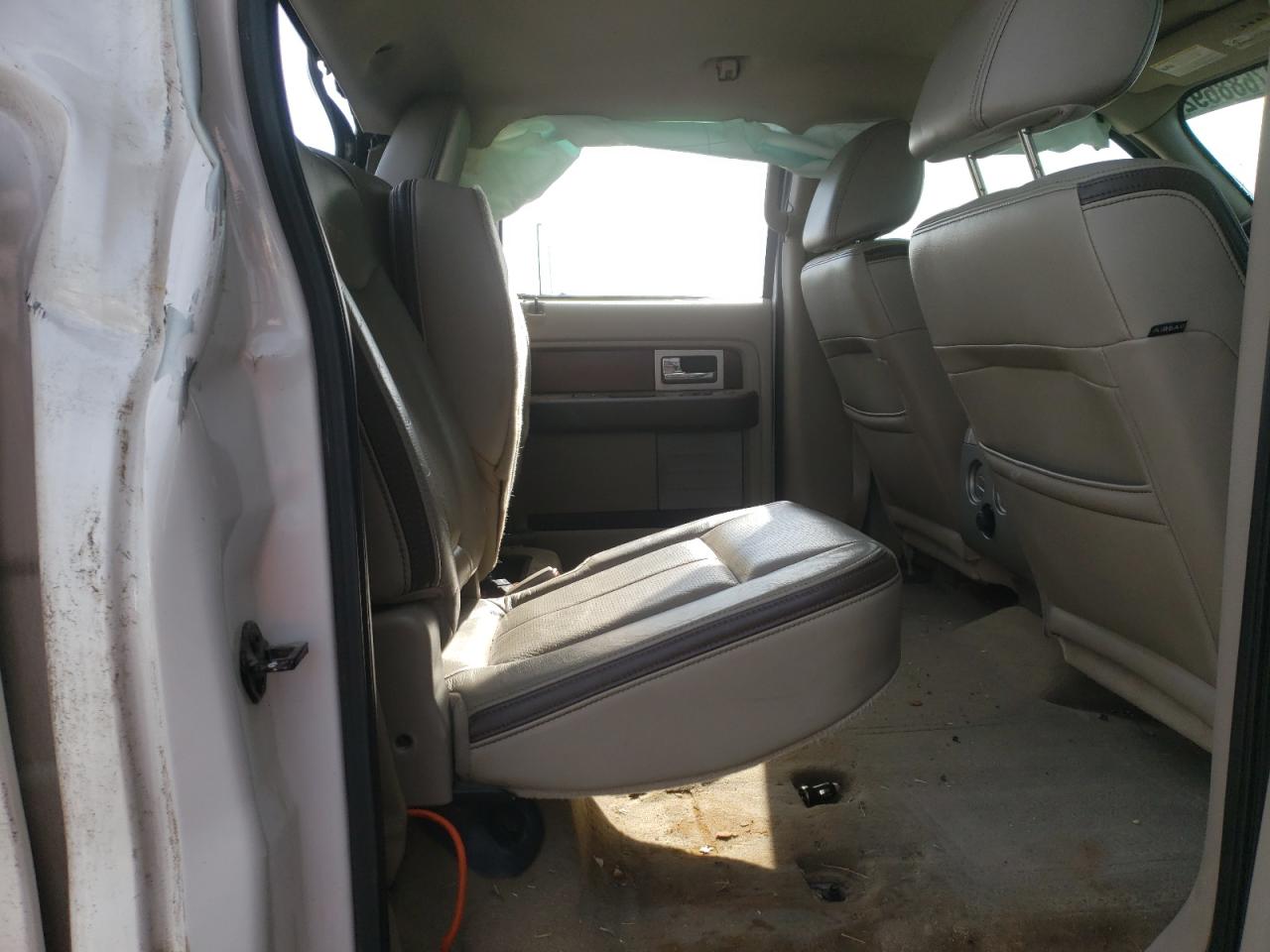 Photo 6 from auction – 2010 FORD F150 SUPER with VIN 1FTFW1EVXAFD61950