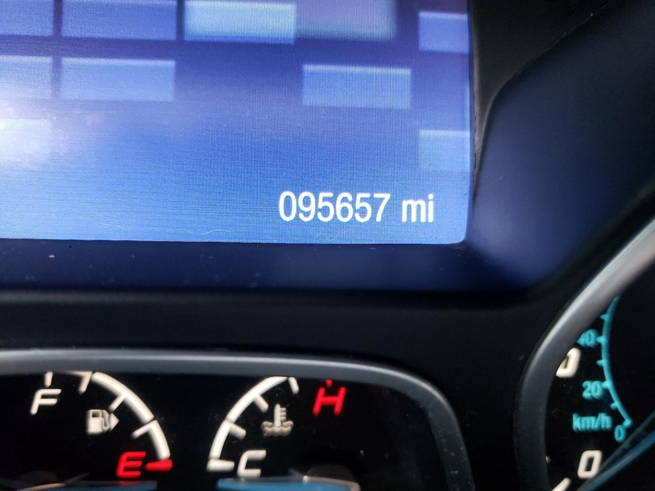 Photo 8 from auction – 2014 FORD FOCUS SE with VIN 1FADP3F20EL241950