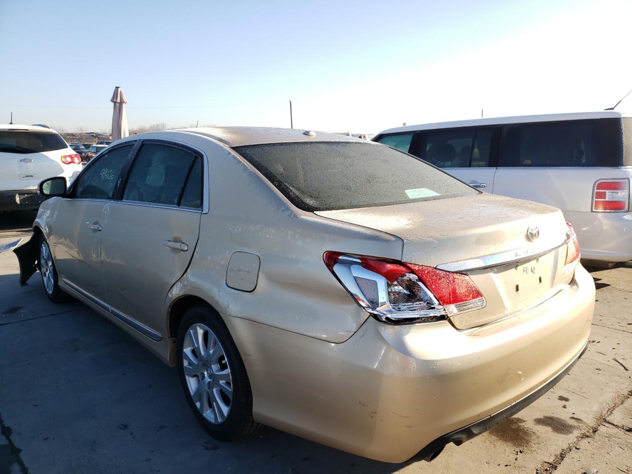 Photo 3 from auction – 2011 TOYOTA AVALON BAS with VIN 4T1BK3DB0BU424673