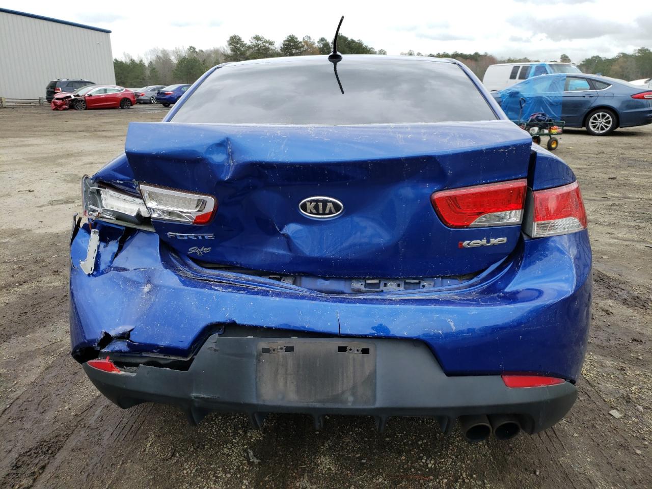 Photo 9 from auction – 2013 KIA FORTE SX with VIN KNAFW6A30D5685661