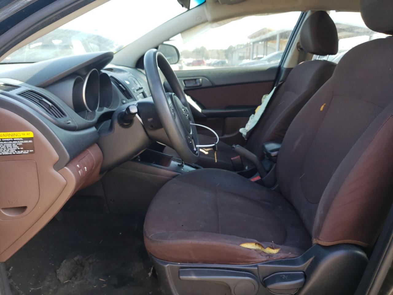 Photo 5 from auction – 2010 KIA FORTE EX with VIN KNAFU4A28A5843757