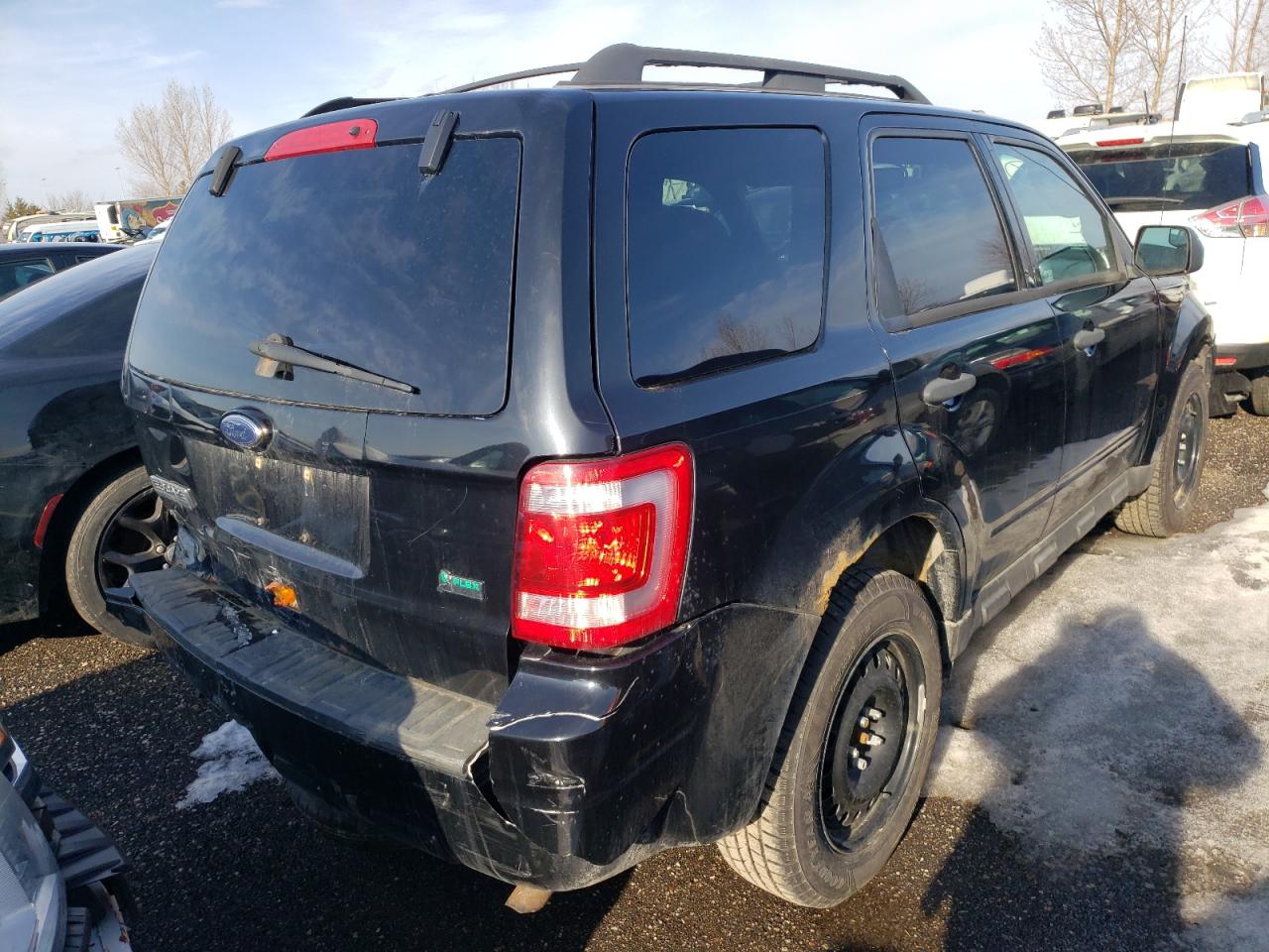Photo 4 from auction – 2010 FORD ESCAPE XLT with VIN 1FMCU9DG7AKB72329