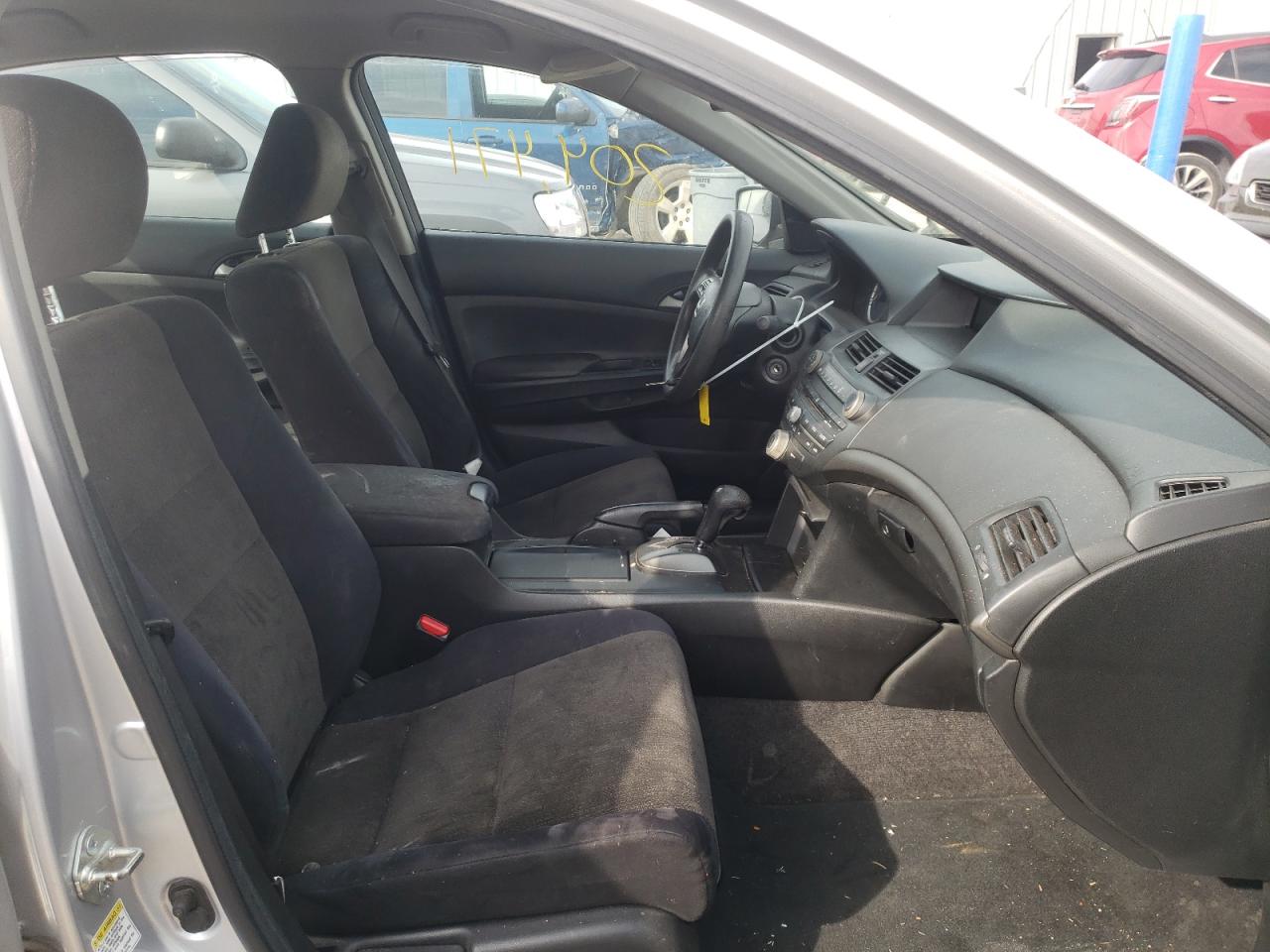 Photo 5 from auction – 2010 HONDA ACCORD LXP with VIN 1HGCP2F42AA023646
