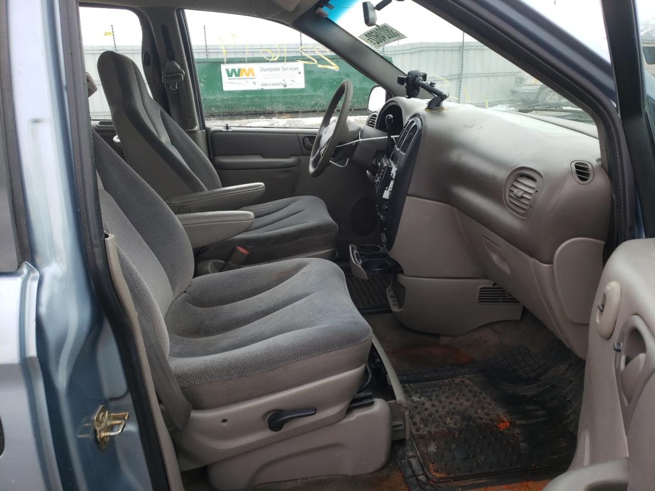 Photo 5 from auction – 2003 DODGE CARAVAN SE with VIN 1D4GP25393B269909