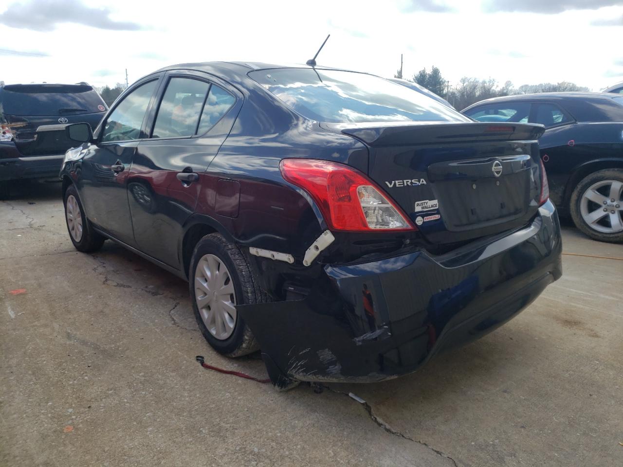 Photo 3 from auction – 2017 NISSAN VERSA S with VIN 3N1CN7AP8HL899372