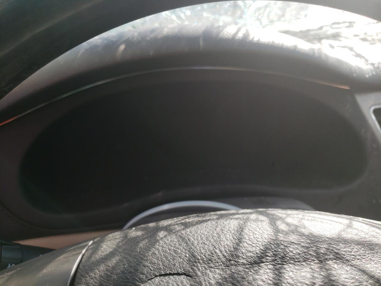 Photo 8 from auction – 2010 HYUNDAI GENESIS 4. with VIN KMHGC4DF8AU072467