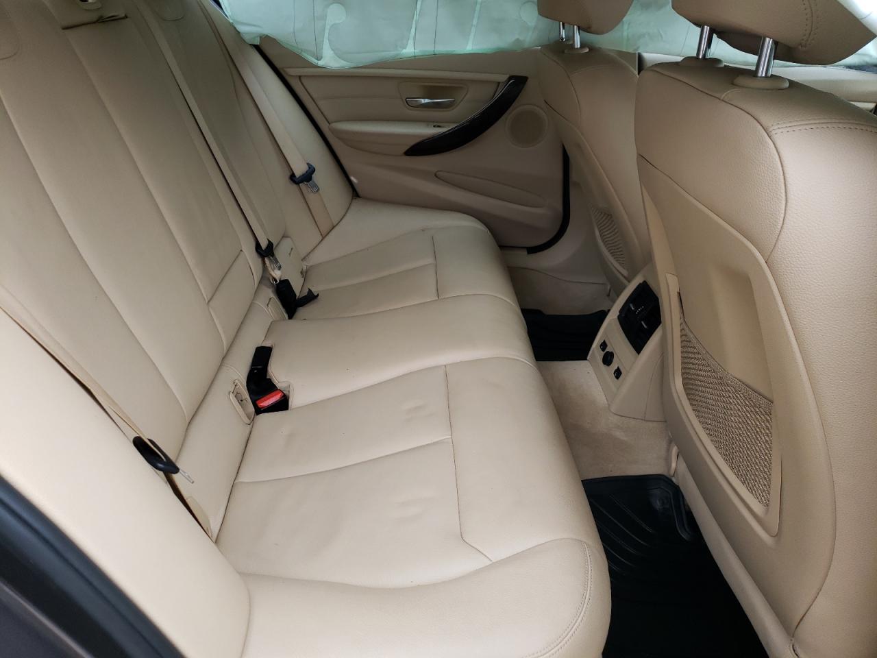 Photo 6 from auction – 2015 BMW 328 I with VIN WBA3B5G52FNS14714
