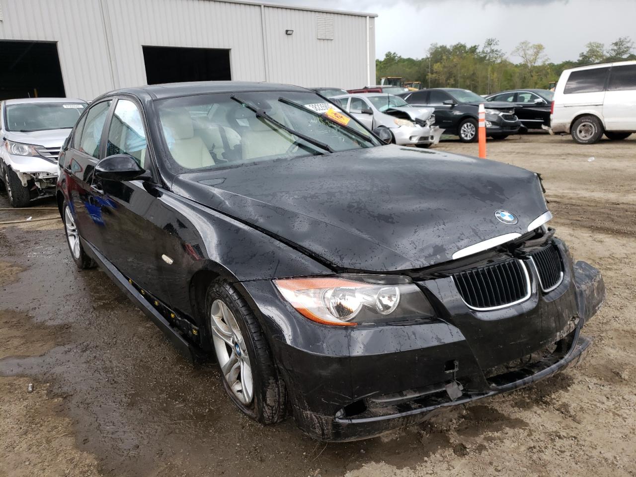 BMW 328 I 2008 with VIN WBAVA33578P141580 - Photo from auction
