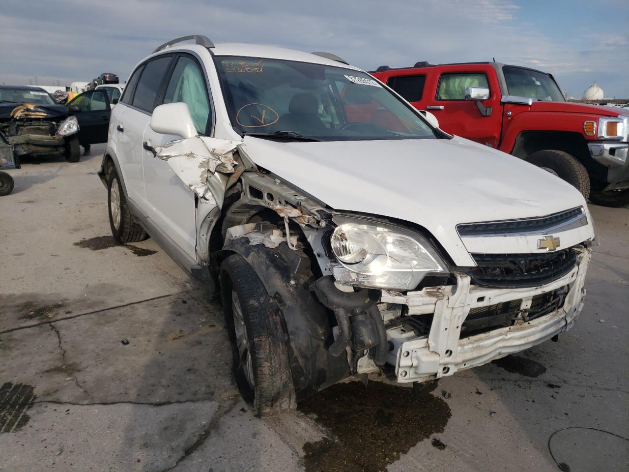 CHEVROLET CAPTIVA LS 2014 with VIN 3GNAL2EK4ES678369 - Photo from auction