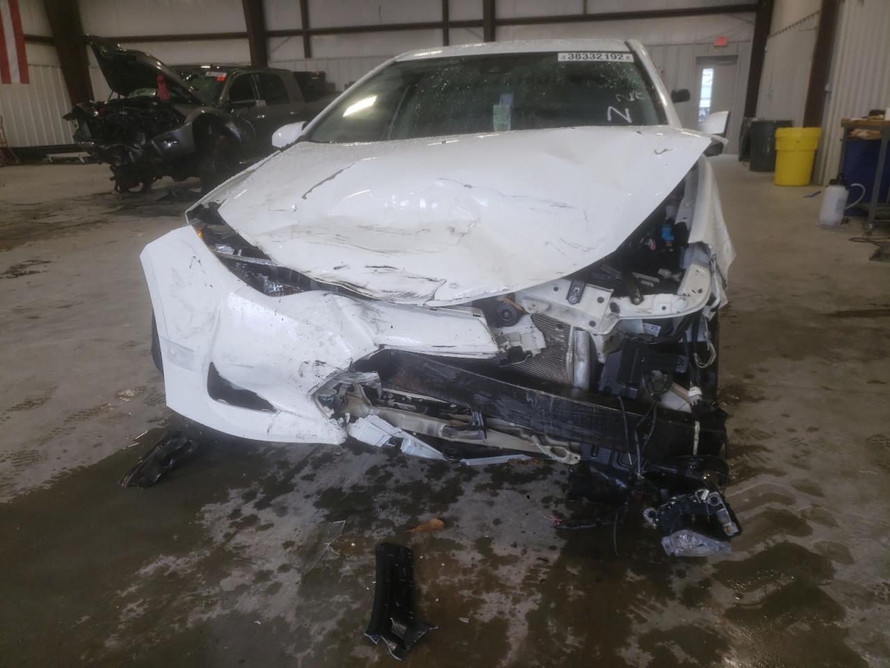 Photo 9 from auction – 2017 TOYOTA COROLLA L with VIN 5YFBURHE4HP670668