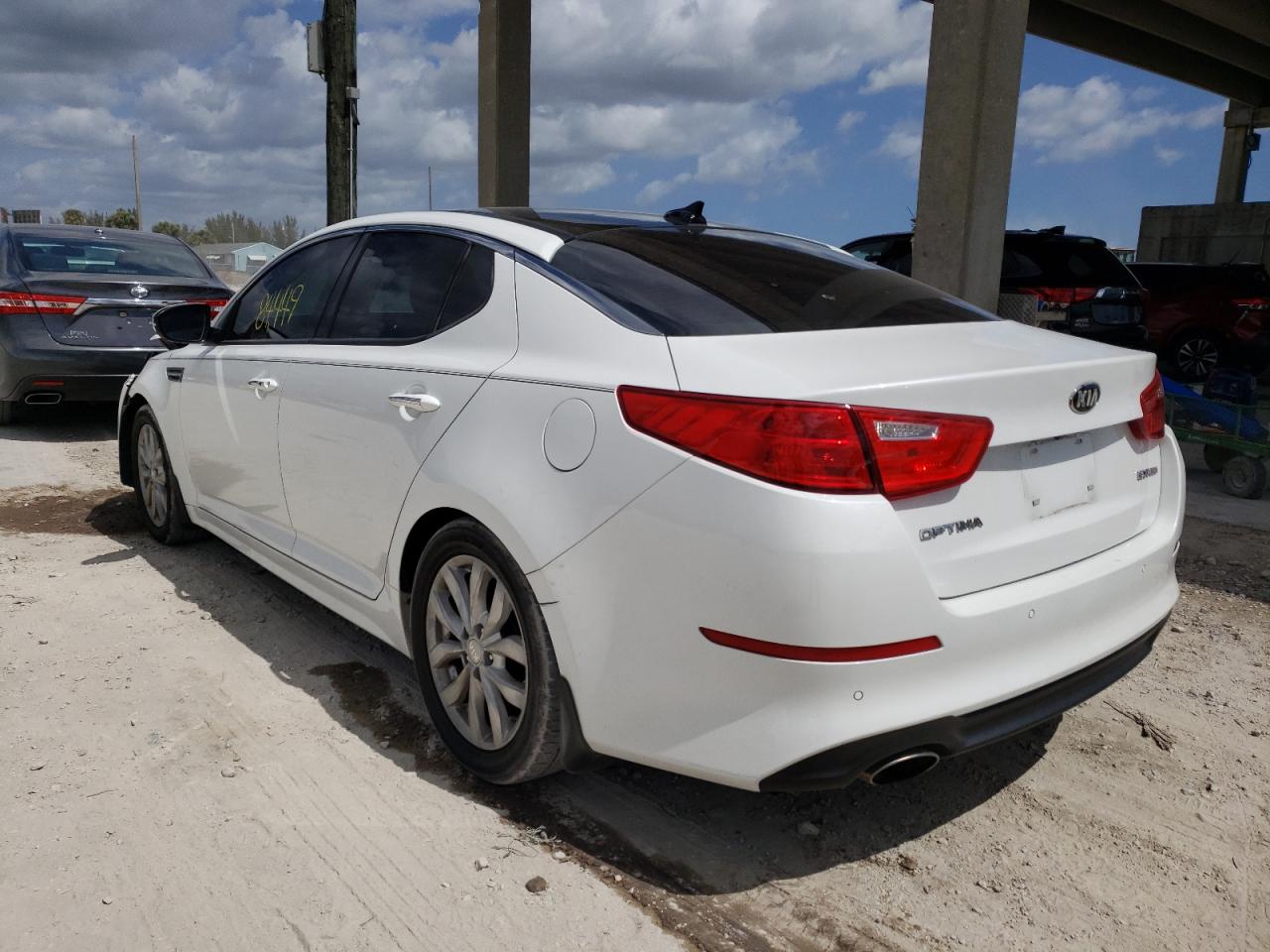 Photo 3 from auction – 2015 KIA OPTIMA EX with VIN 5XXGN4A73FG414500